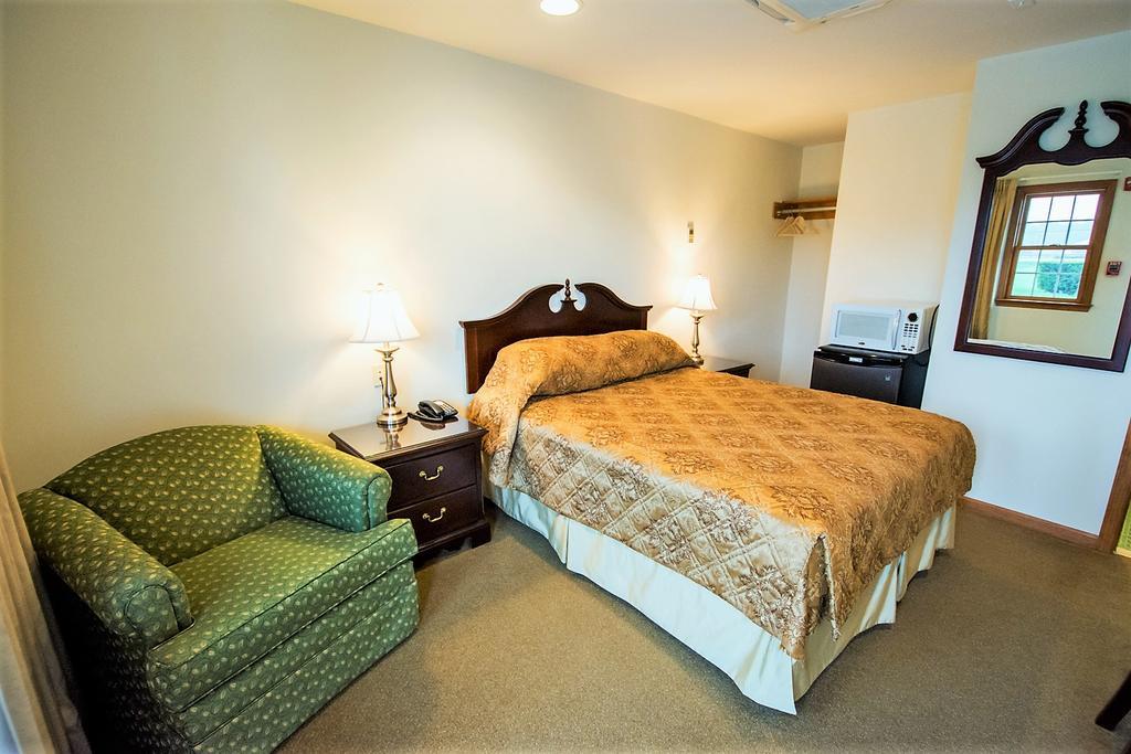 Sutton Inn Элктон Экстерьер фото