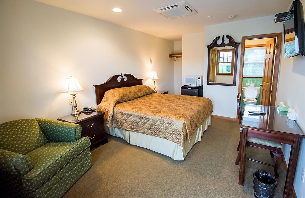 Sutton Inn Элктон Экстерьер фото